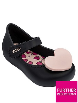 zaxy-baby-love-heart-shoes