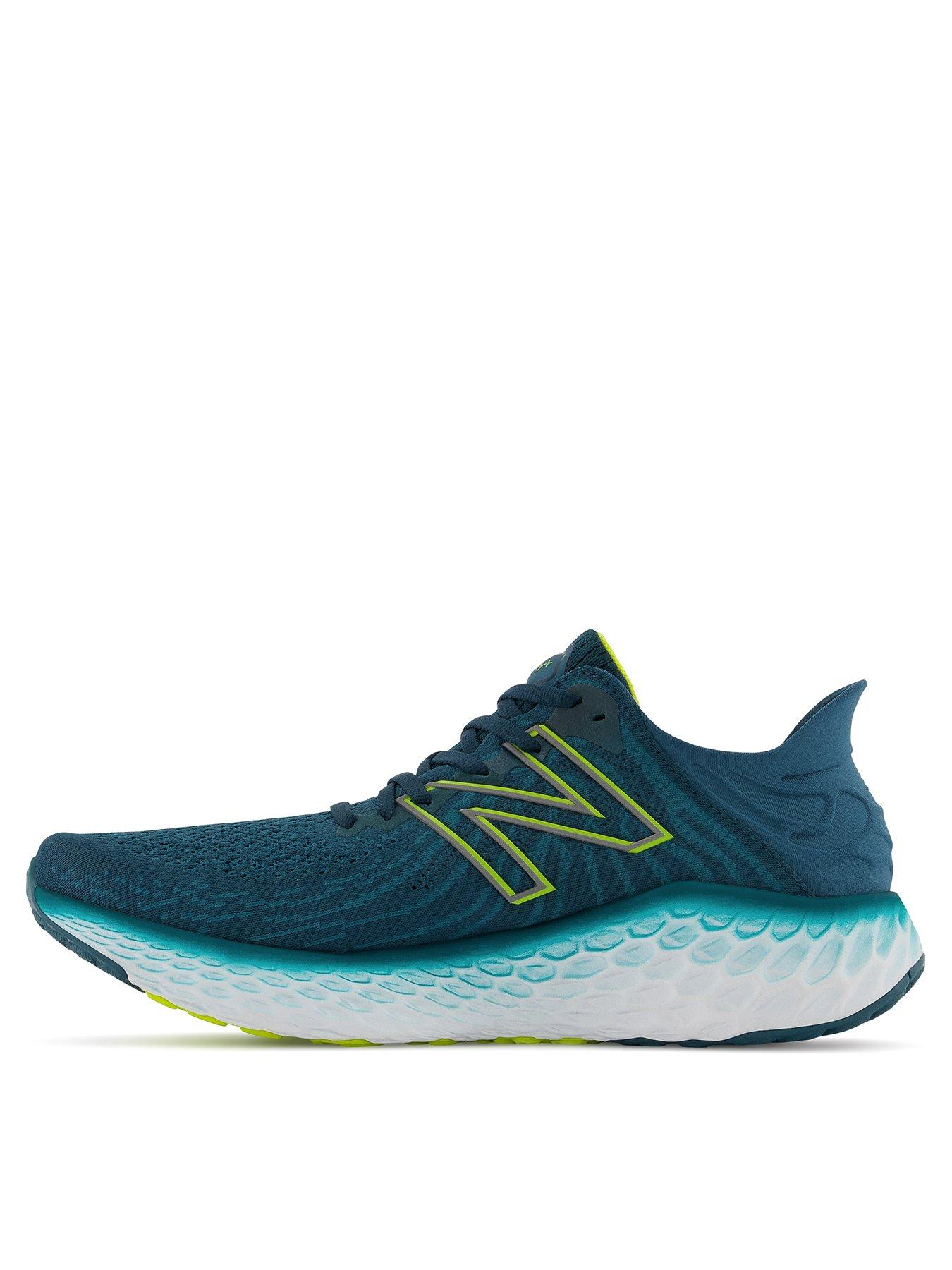 new balance men's minimus 20v7 stores