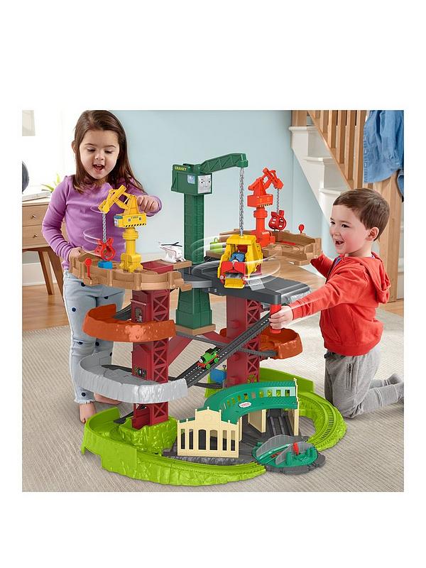 Image 3 of 7 of Thomas & Friends Trains &amp; Cranes Super Tower Track Set