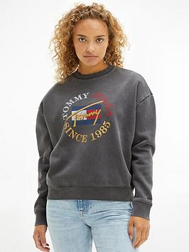 tommy-jeans-relaxed-fit-organic-vintage-logo-crew-neck-jumper-washed-black