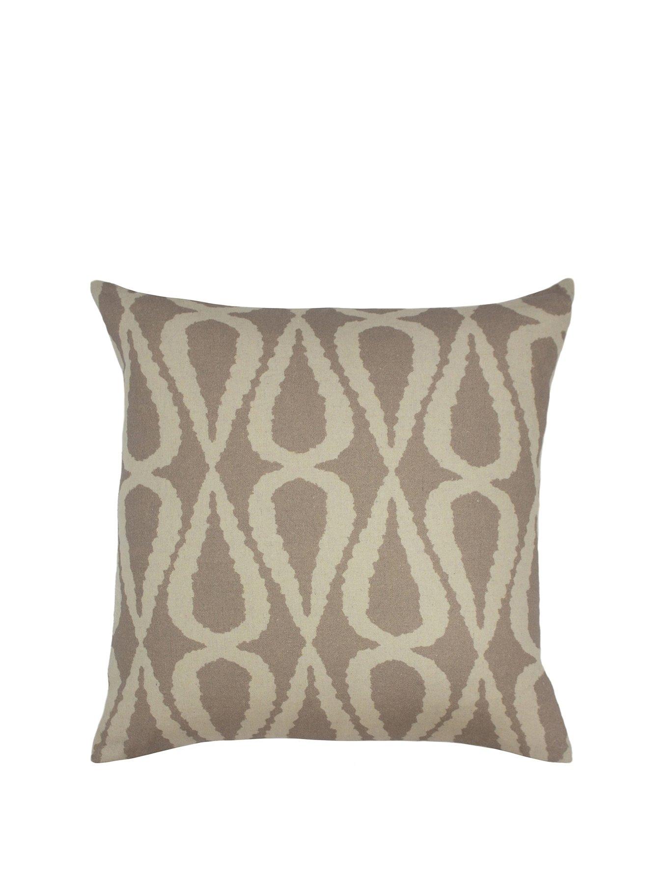 undefined Nomi Cushion