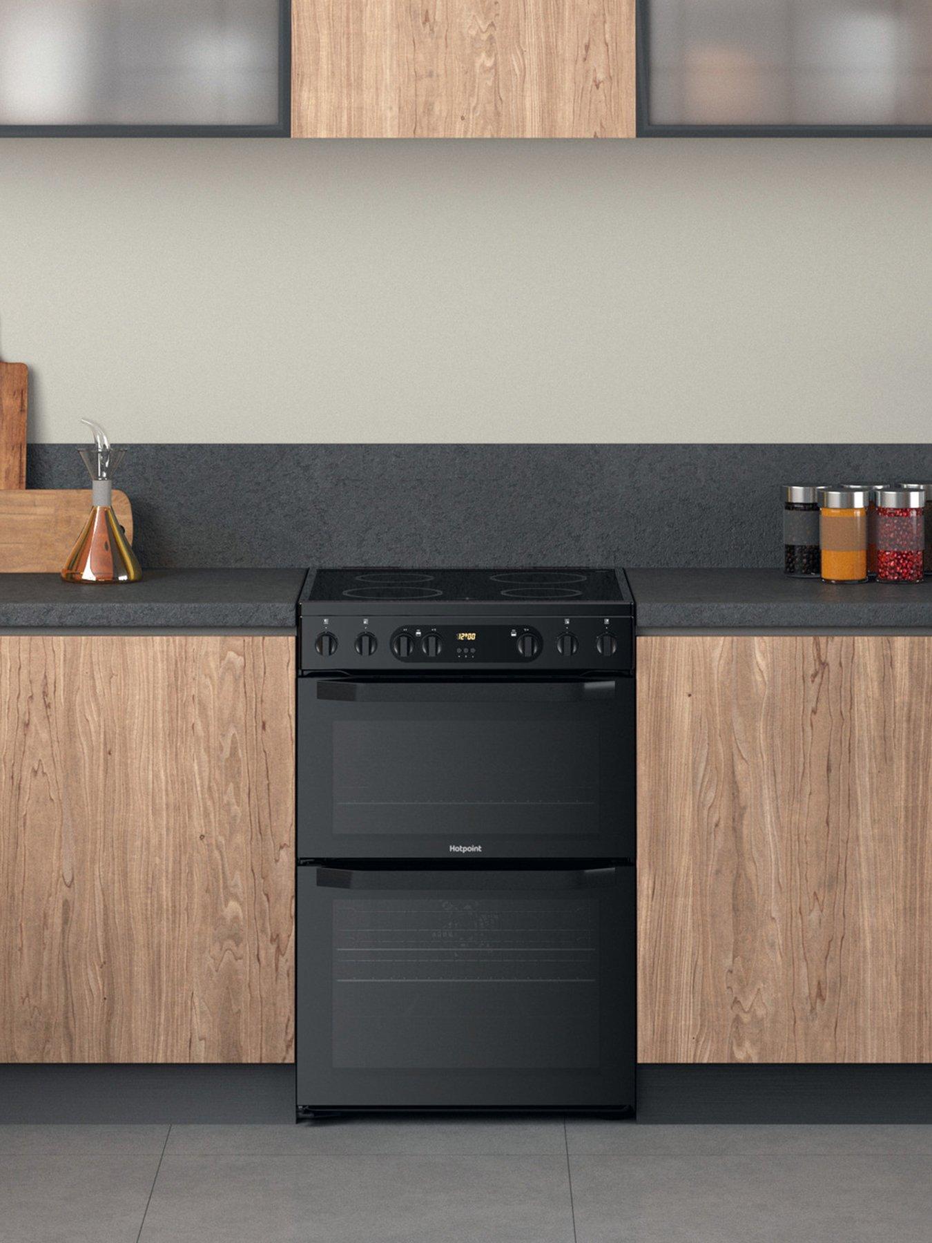 Image 3 of 7 of Hotpoint HDM67V9CMB 60cm Wide Double Oven Electric Cooker with Ceramic Hob - Black