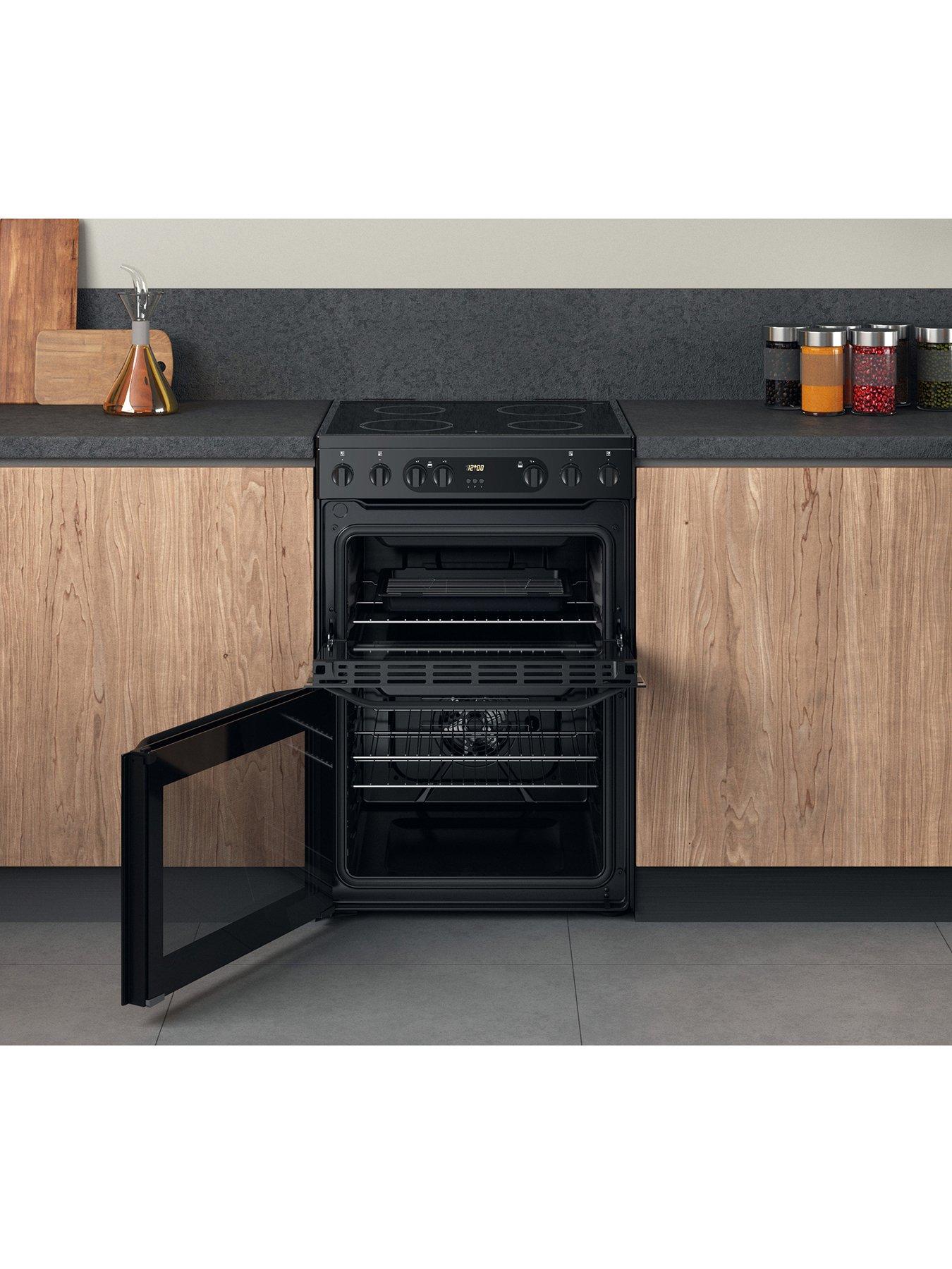 Image 4 of 7 of Hotpoint HDM67V9CMB 60cm Wide Double Oven Electric Cooker with Ceramic Hob - Black