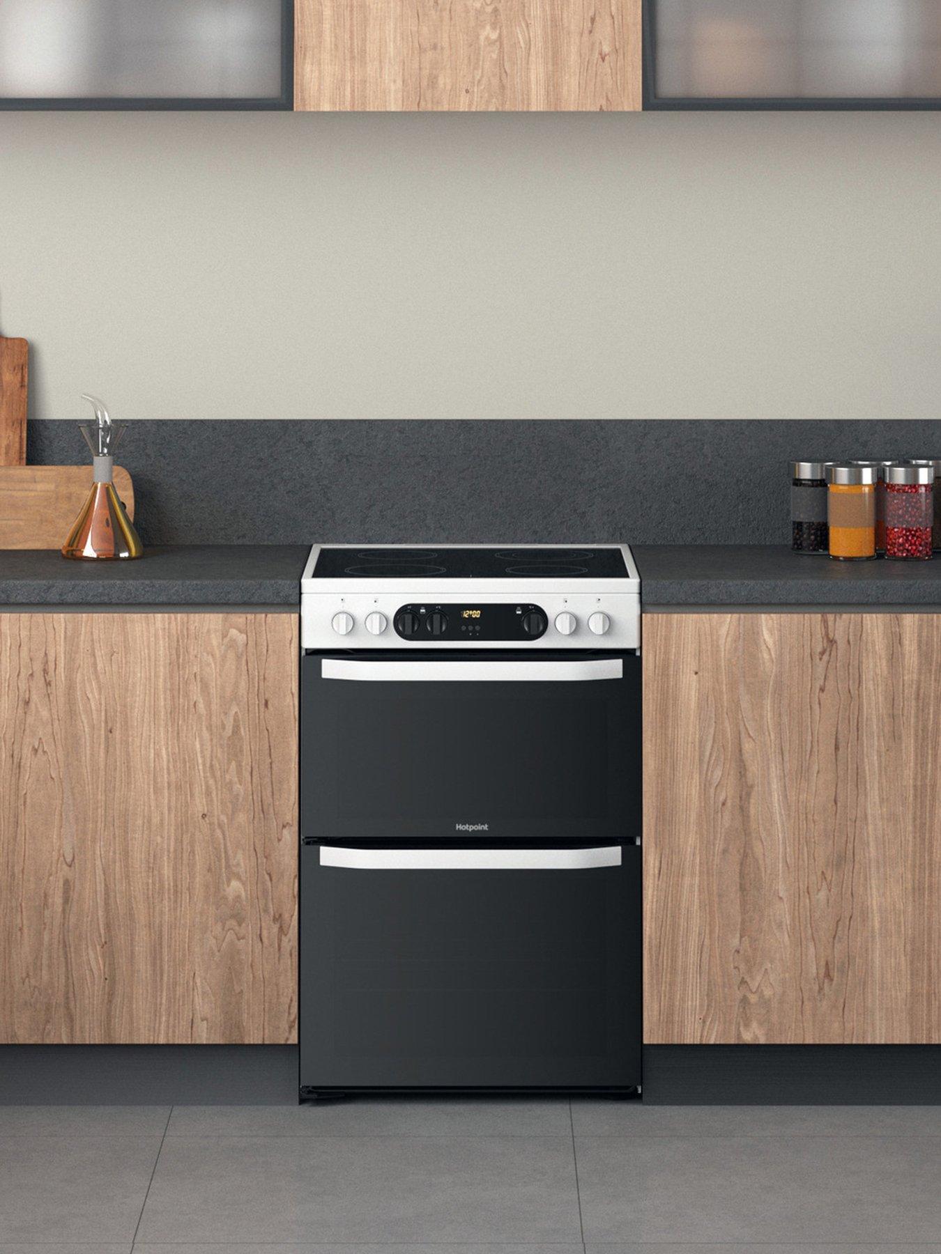 Image 3 of 7 of Hotpoint HDM67V9CMW 60cm Wide Double Oven Cooker with Ceramic Hob - White