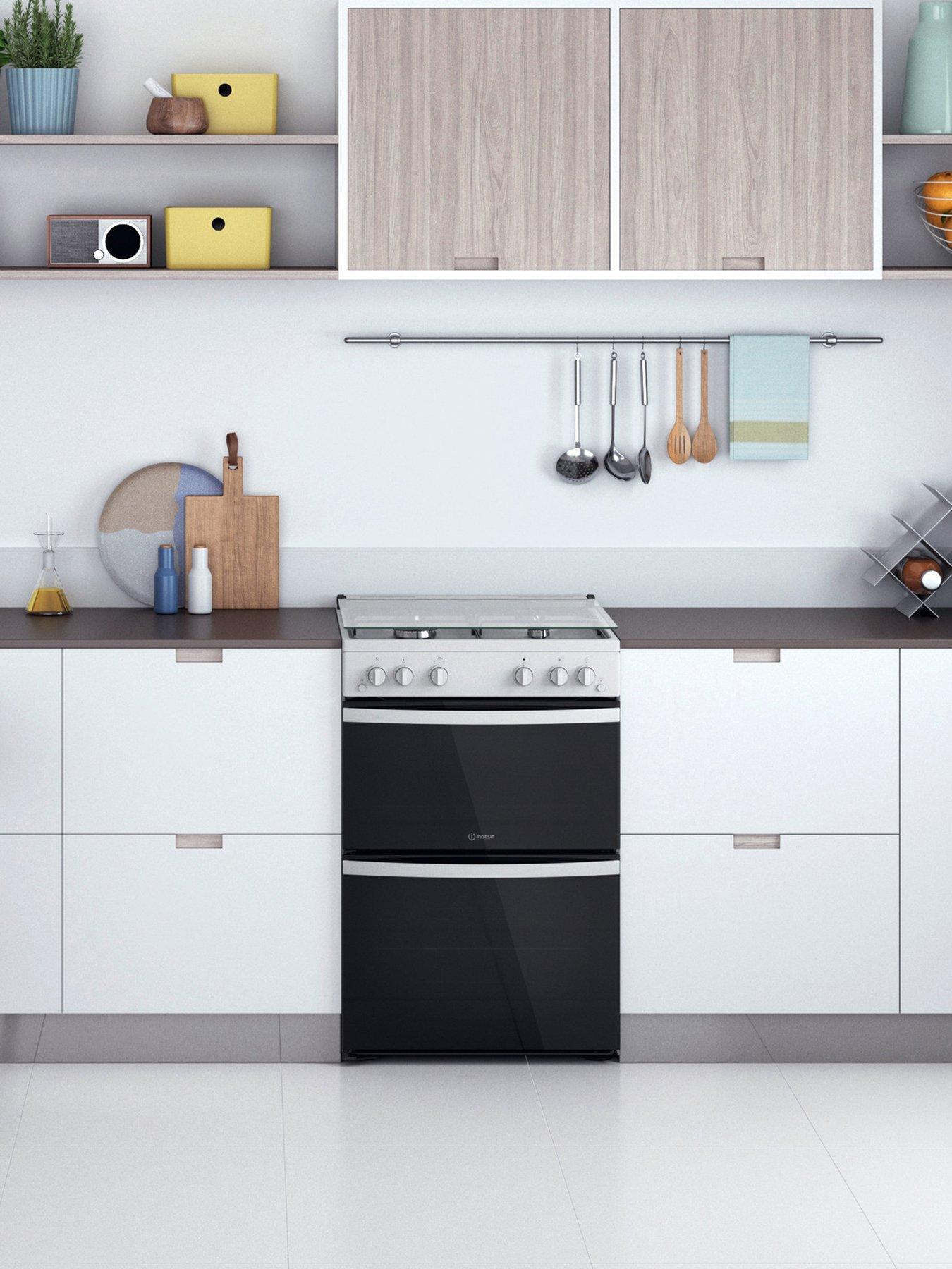 Image 3 of 7 of Indesit ID67G0MCW&nbsp;Freestanding Double Oven Gas Cooker