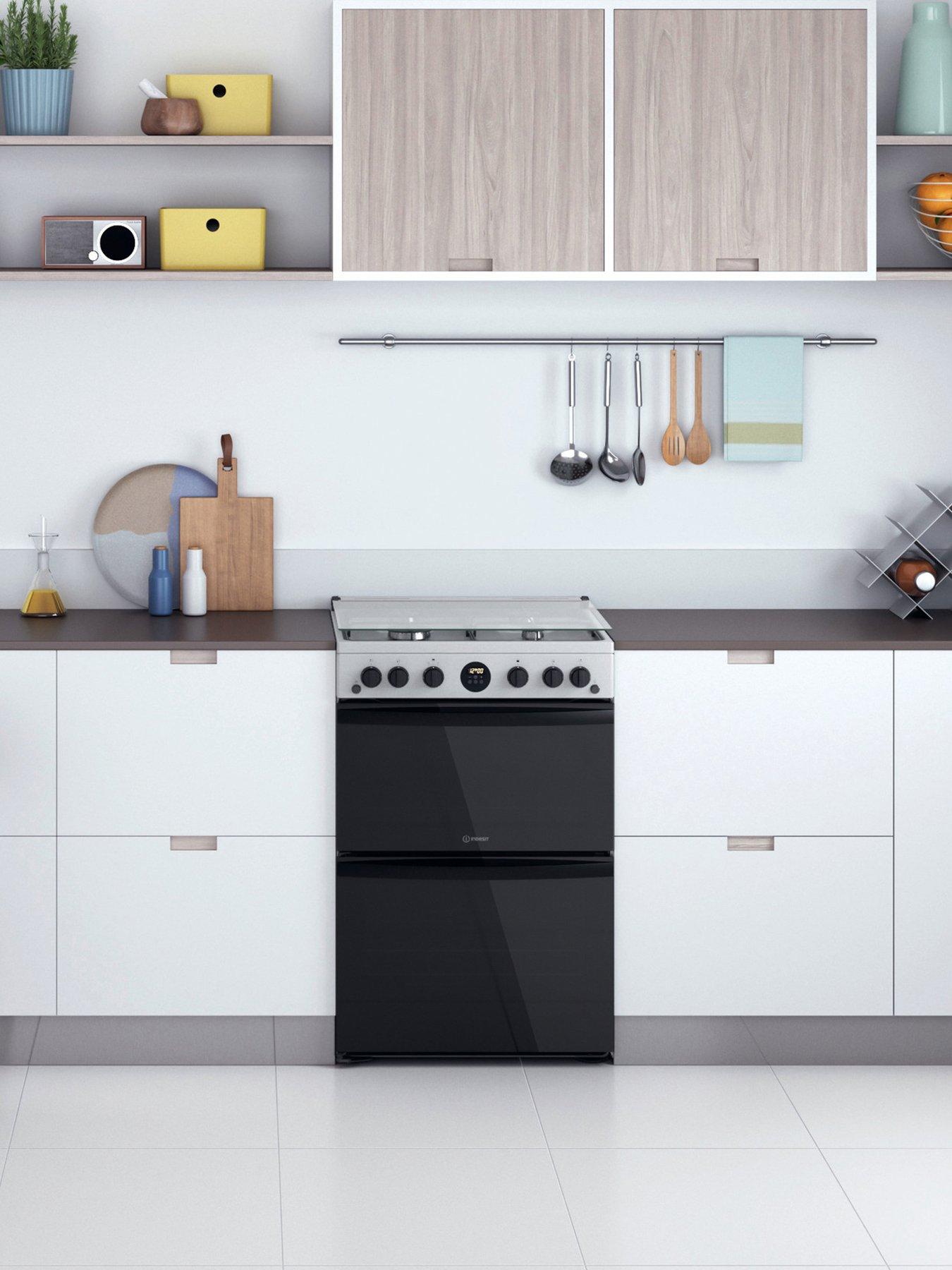 Image 3 of 7 of Indesit ID67G0MCX&nbsp;Freestanding Double Oven Gas Cooker