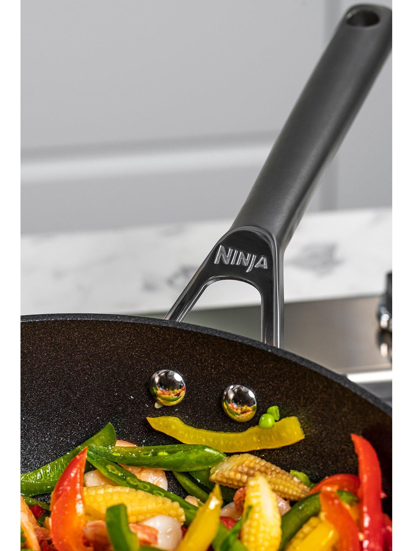 Image 4 of 7 of NINJA Foodi ZEROSTICK 28cm Wok, non stick -&nbsp;C30928UK