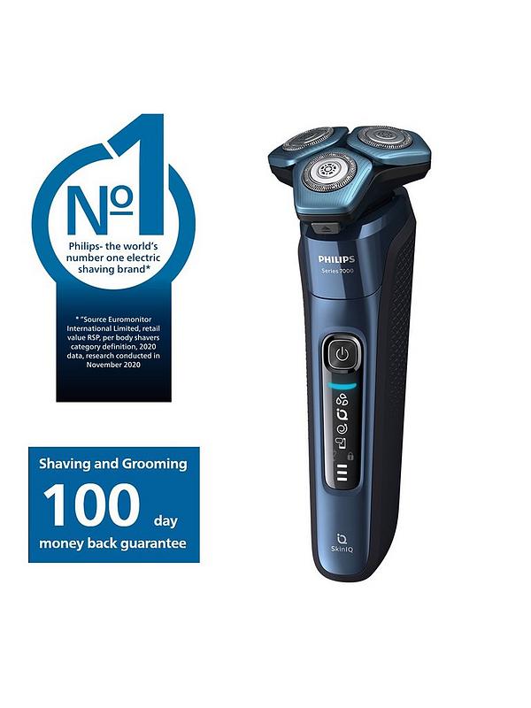 Series 7000 Wet & Dry Men's Electric Shaver with Quick Cleaning Pod &  Travel Case, Electric Blue, S7786/50