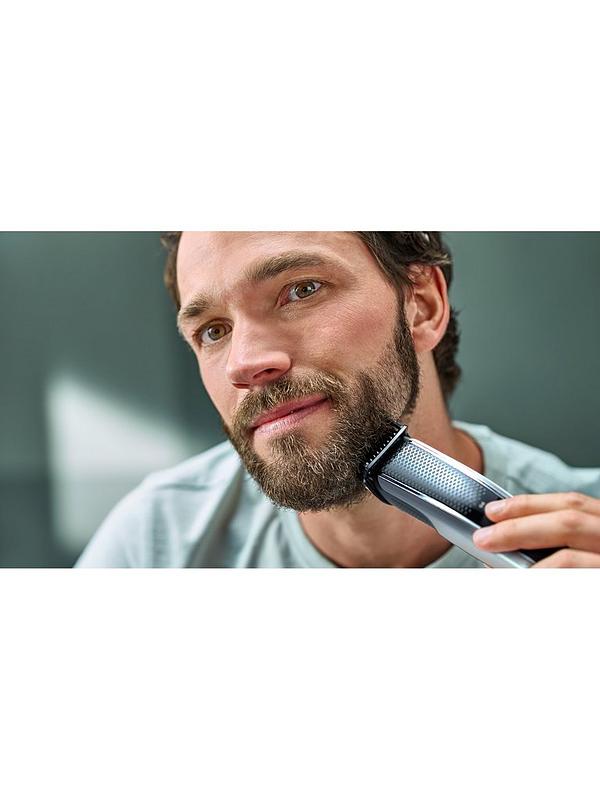 Image 3 of 4 of Philips Series 5000 Beard &amp; Stubble Trimmer with 40 Length Settings &amp; Precision Trimmer, BT5522/13&nbsp;