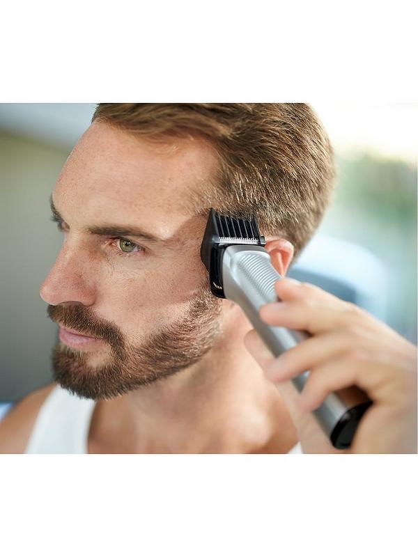 Image 4 of 7 of Philips Multigroom Series 7000, 14-in-1, Face, Hair and Body