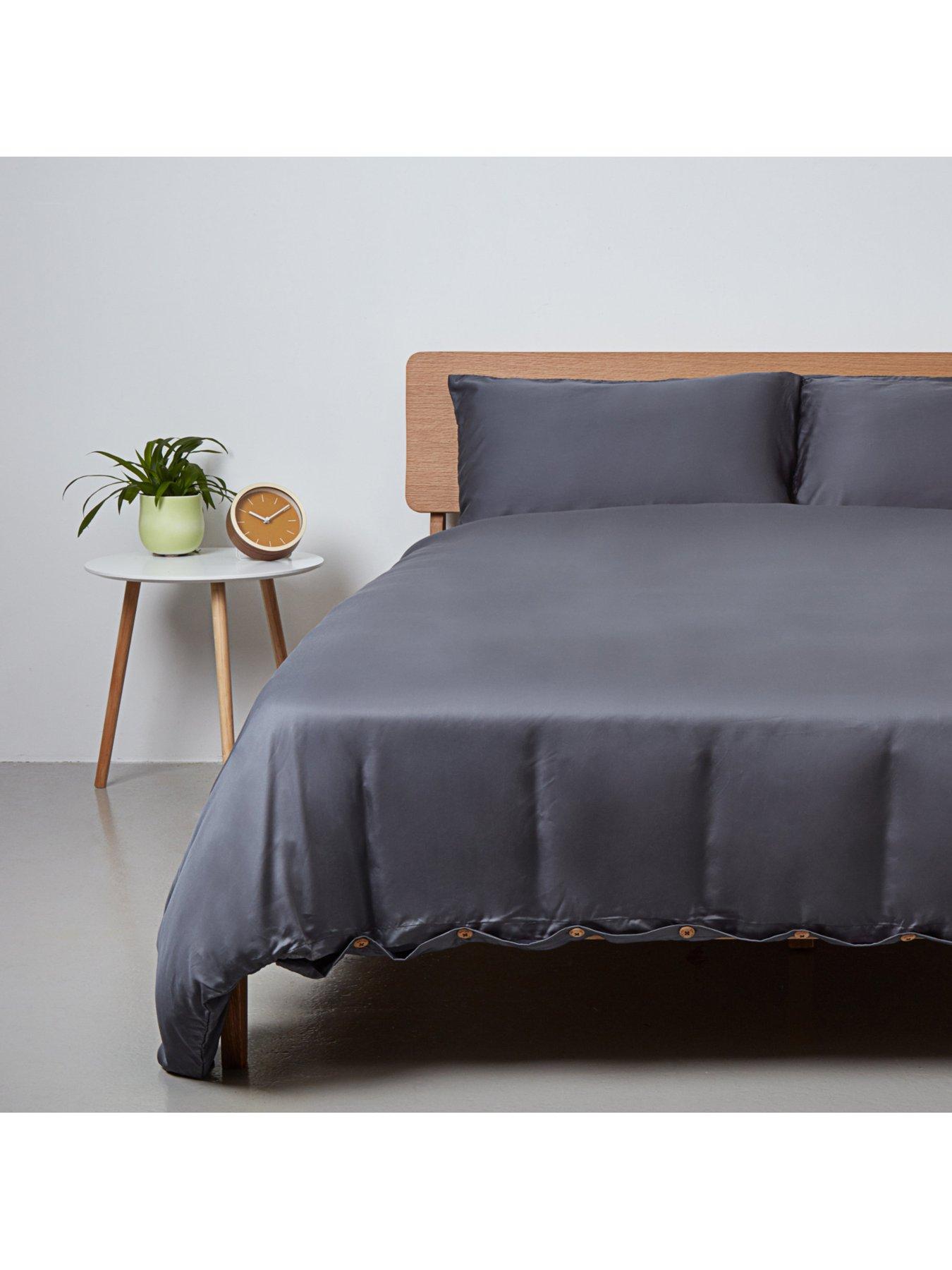Image 4 of 4 of Panda London Panda 100% Bamboo Fitted Sheet - Grey