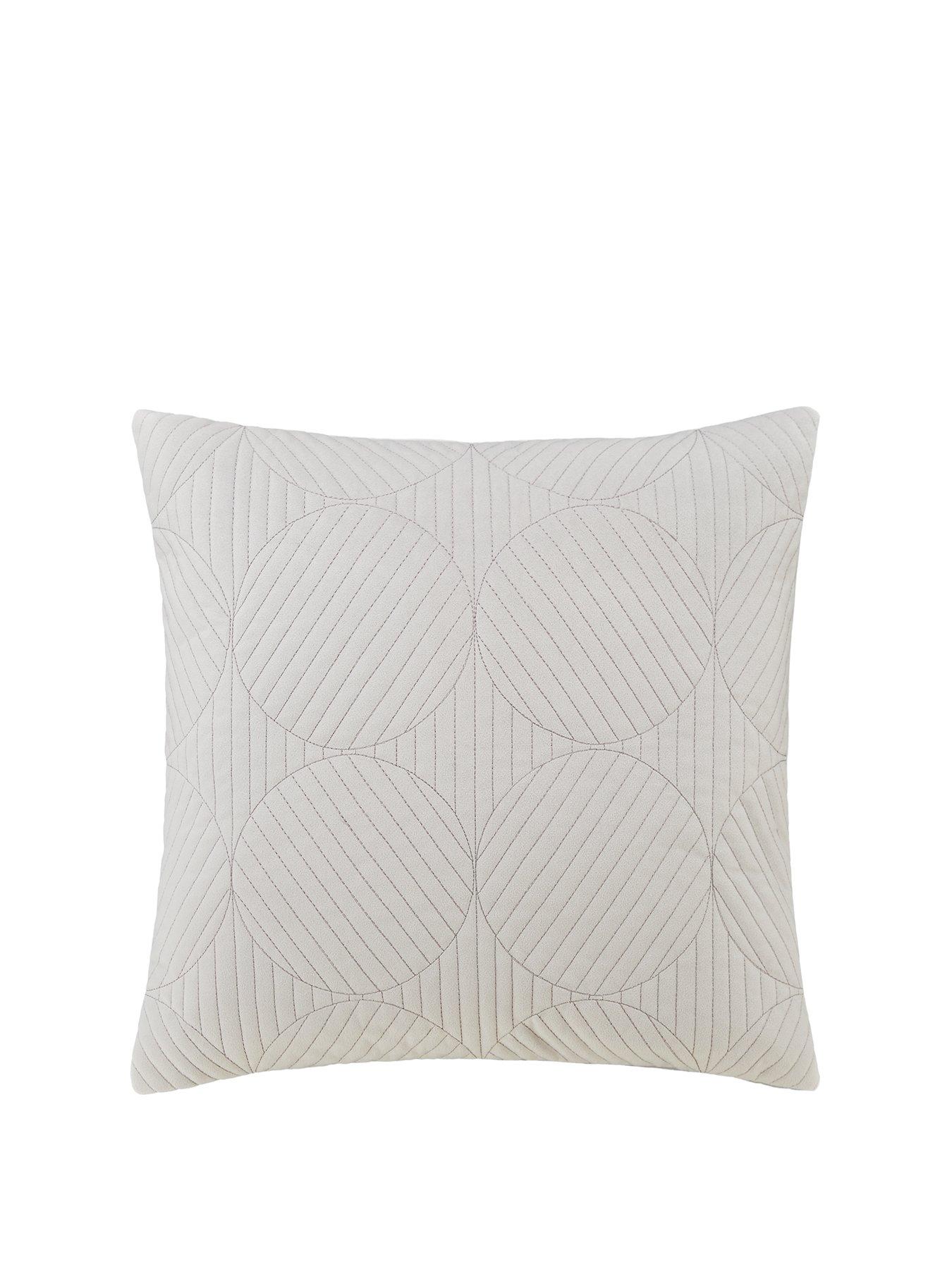 Retro Circle Embroidery