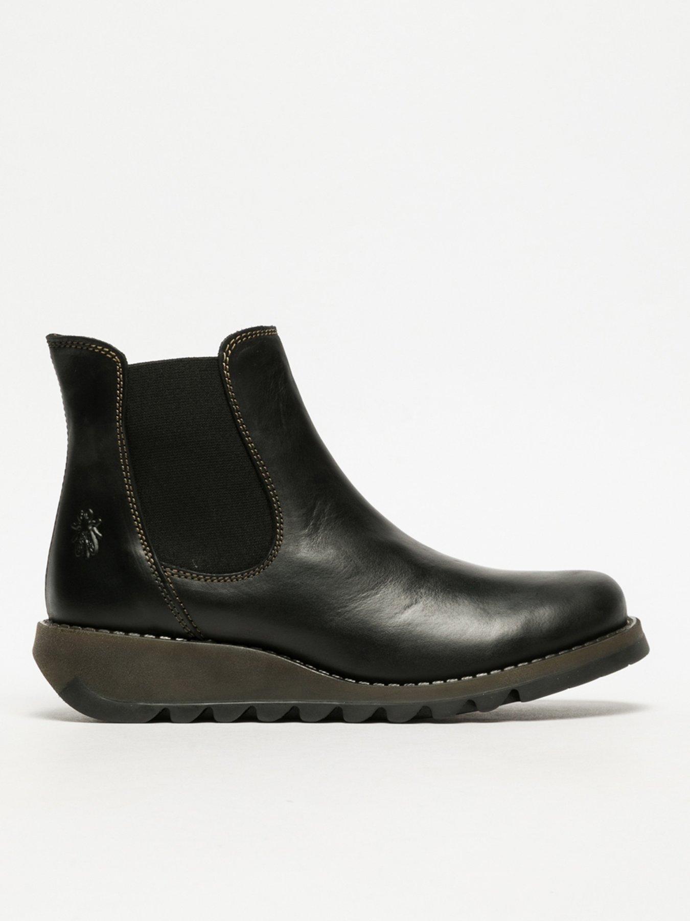 undefined Salv Chelsea Boots - Black