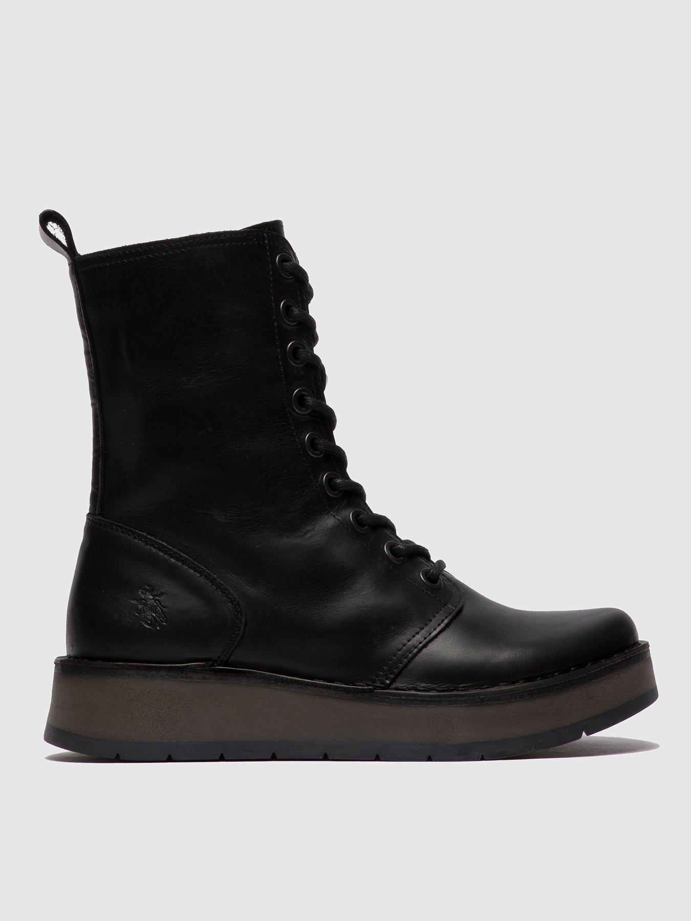 very fly boots