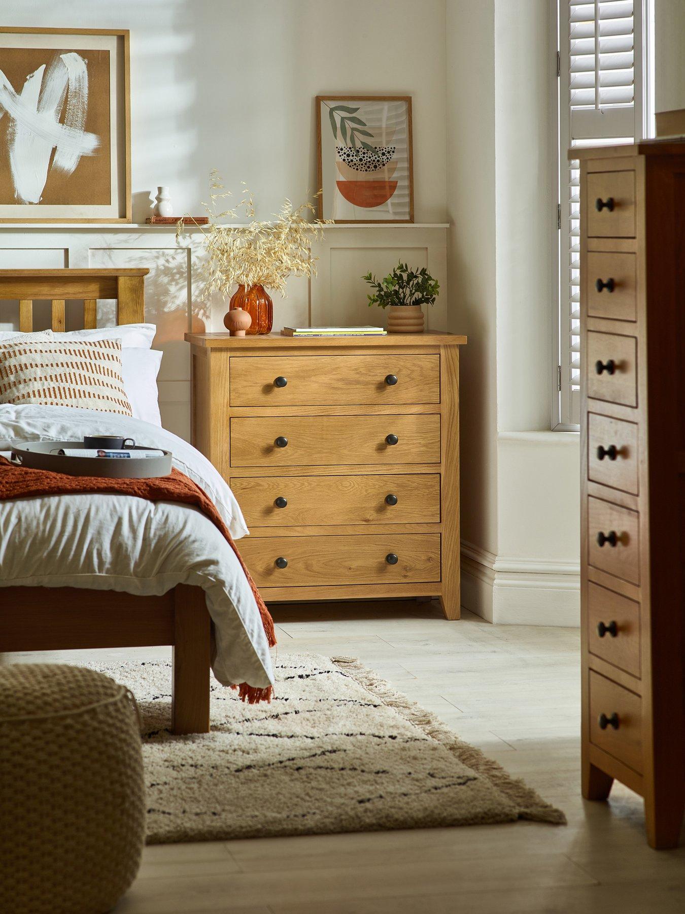 Julian Bowen Marlborough Ready Assembled 4 Drawer Chest