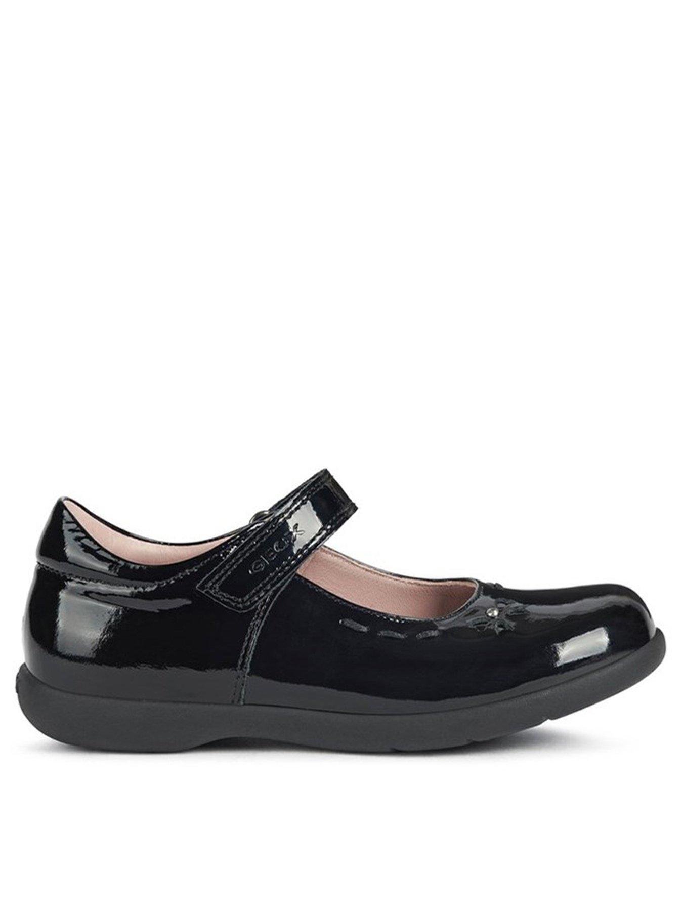 Velcro strap hot sale school shoes