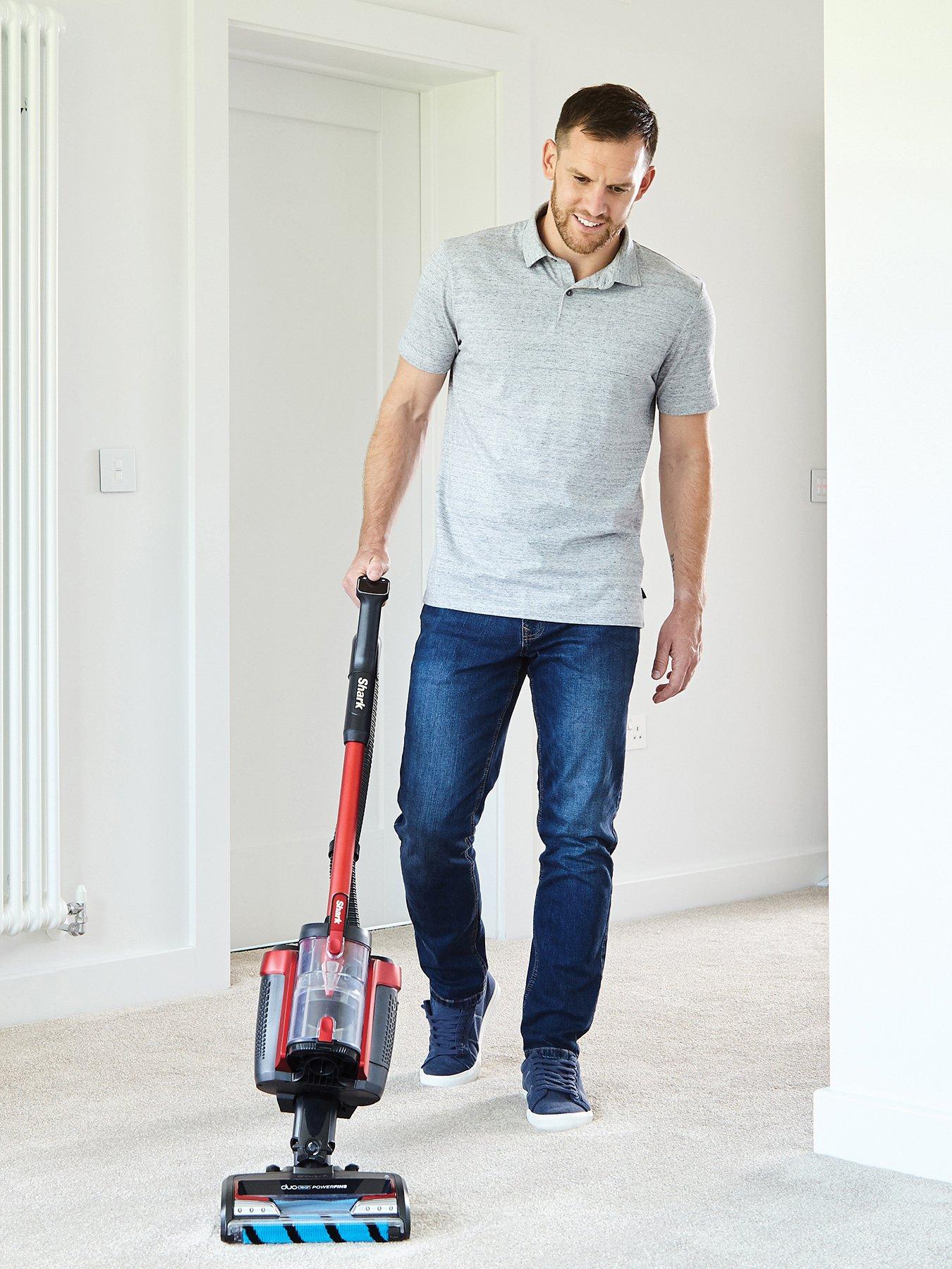 Shark Anti Hair Wrap Upright Cordless Vacuum Cleaner with PowerFins