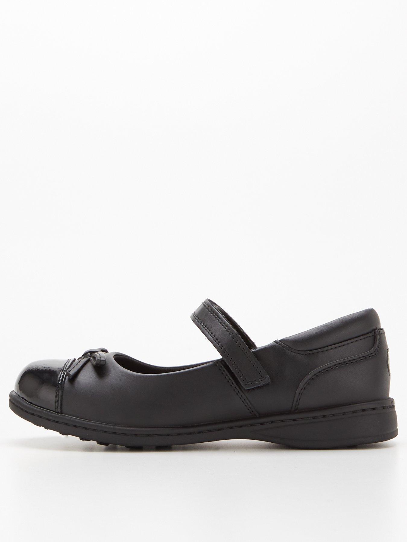 Clarks mary outlet jane school shoes