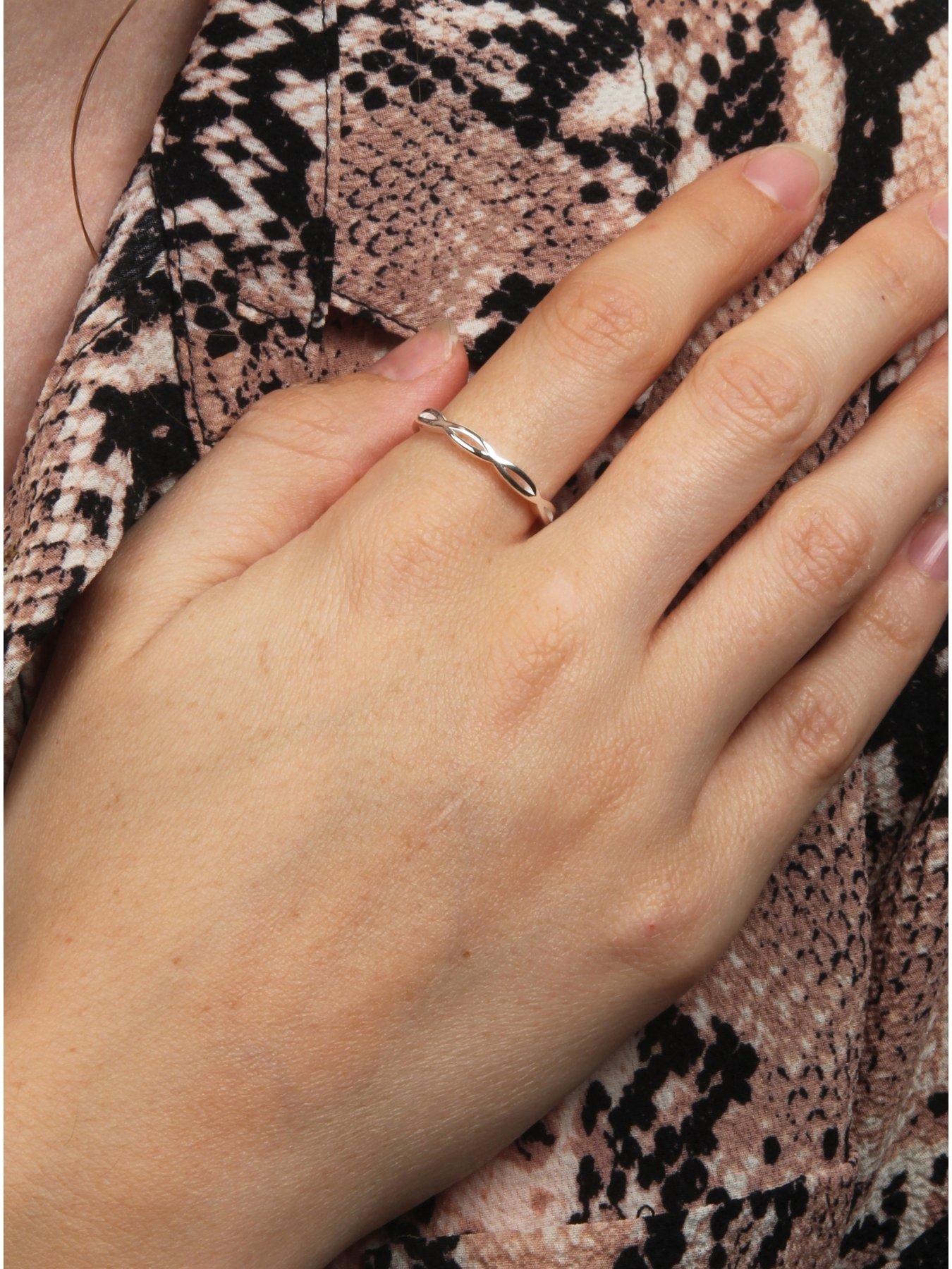 Image 6 of 6 of The Love Collection Sterling Silver Textured Twist Dress Ring