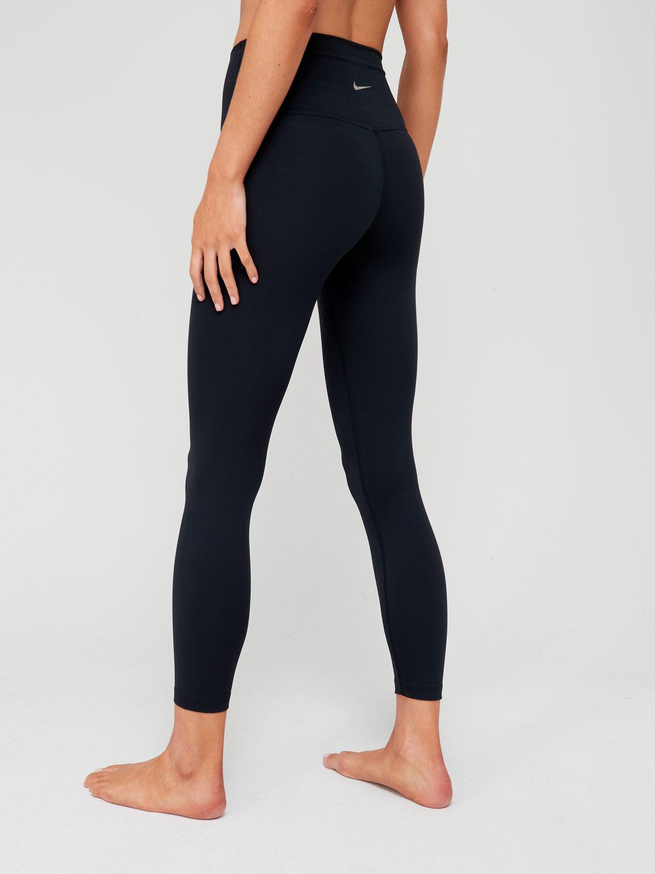 Lululemon free to flow 17 crop leggings sz 6 (L965)