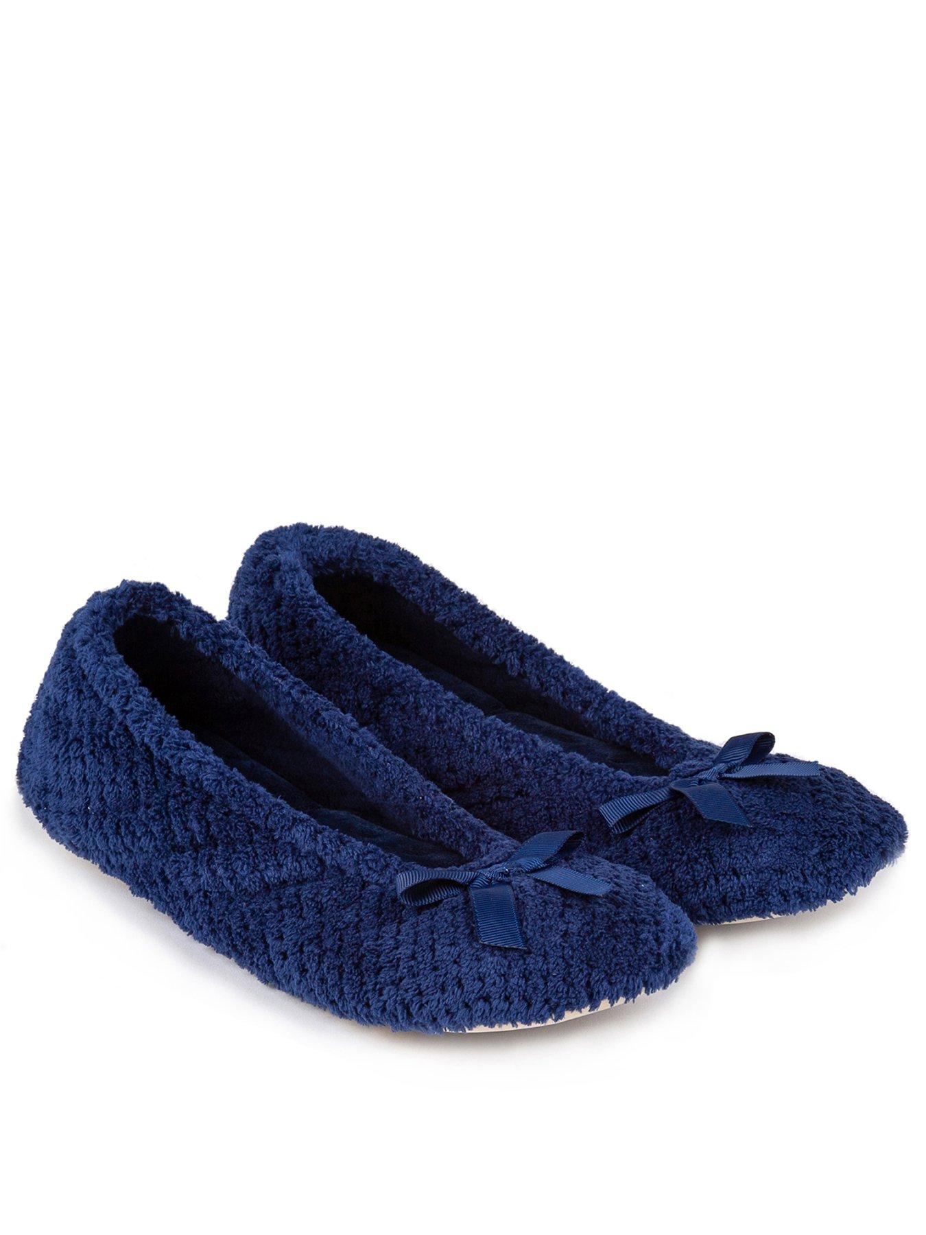 Image 1 of 4 of TOTES Isotoner Popcorn Ballet Slipper With Bow - Navy