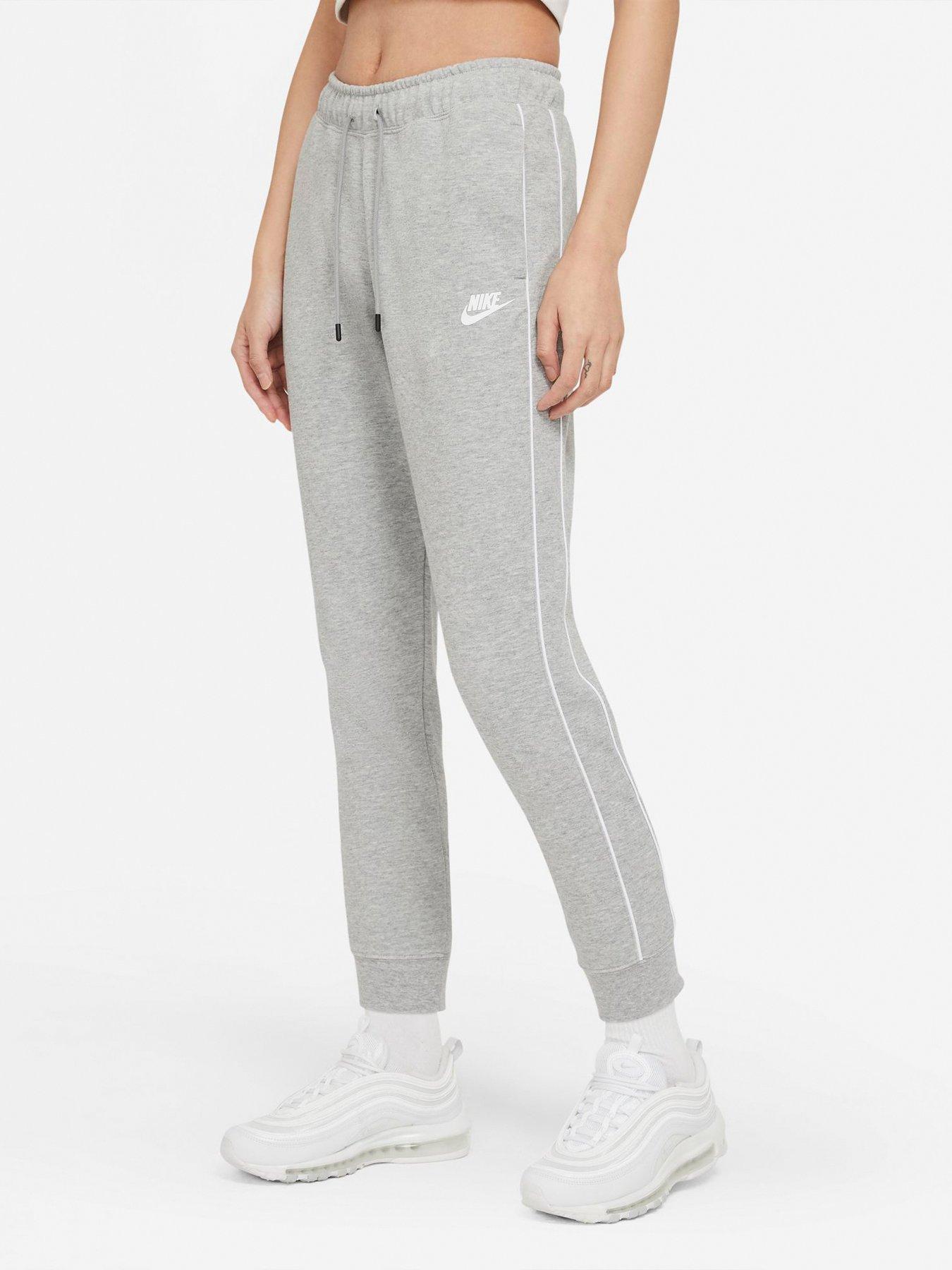 womens nike joggers small