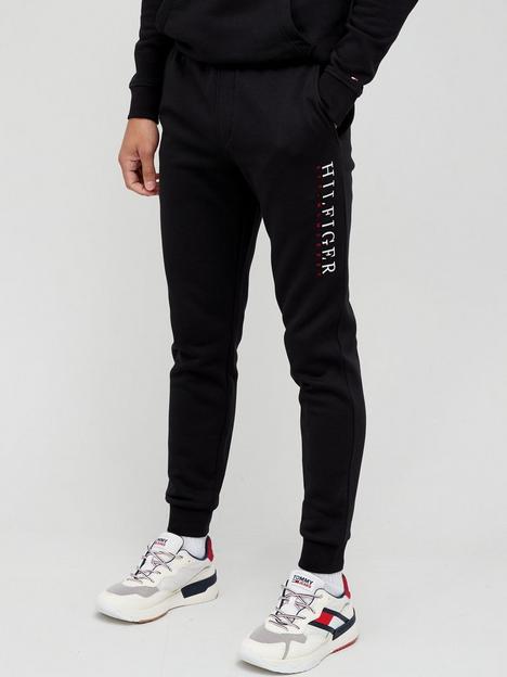 tommy-hilfiger-corp-graphic-logo-joggers-black