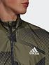 adidas-sportswear-graphic-track-topoutfit