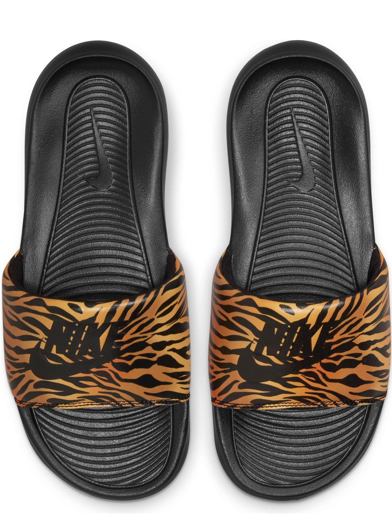 Nike leopard print on sale sliders