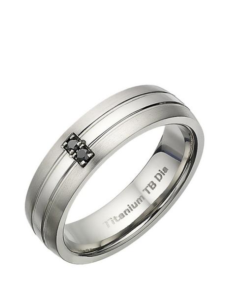 unknown-titanium-band-ring-with-cubic-zirconia-detail