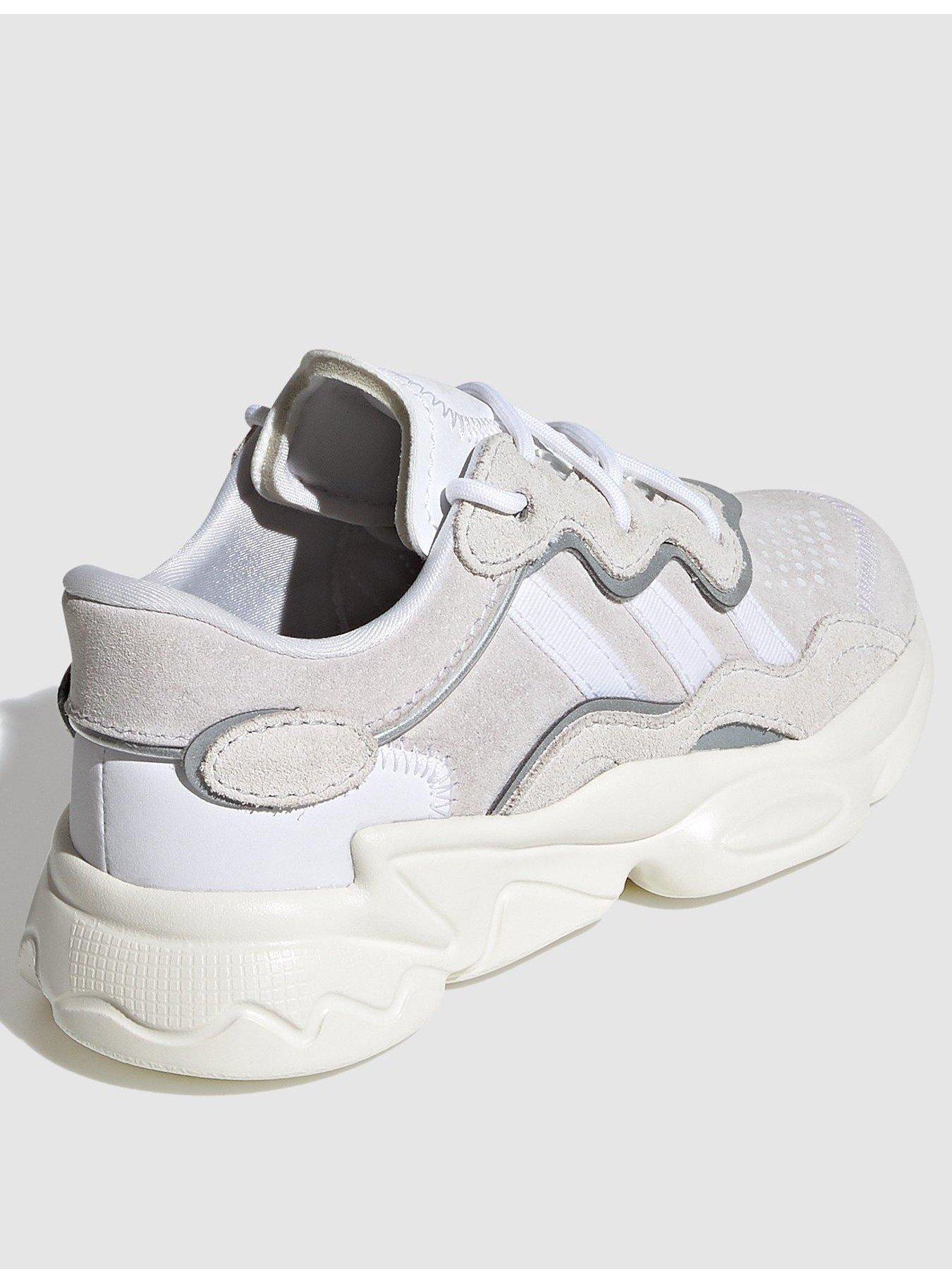 Image 2 of 6 of adidas Originals Kids Unisex Ozweego Trainers - White