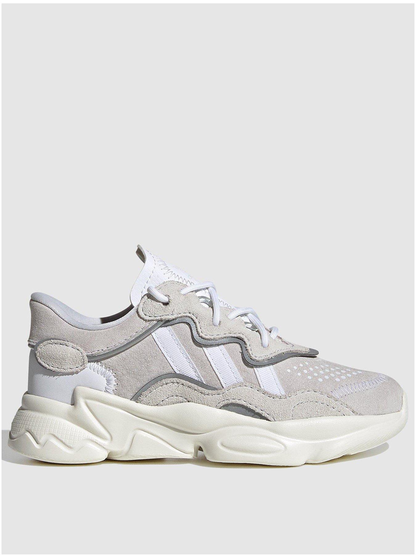 Image 3 of 6 of adidas Originals Kids Unisex Ozweego Trainers - White