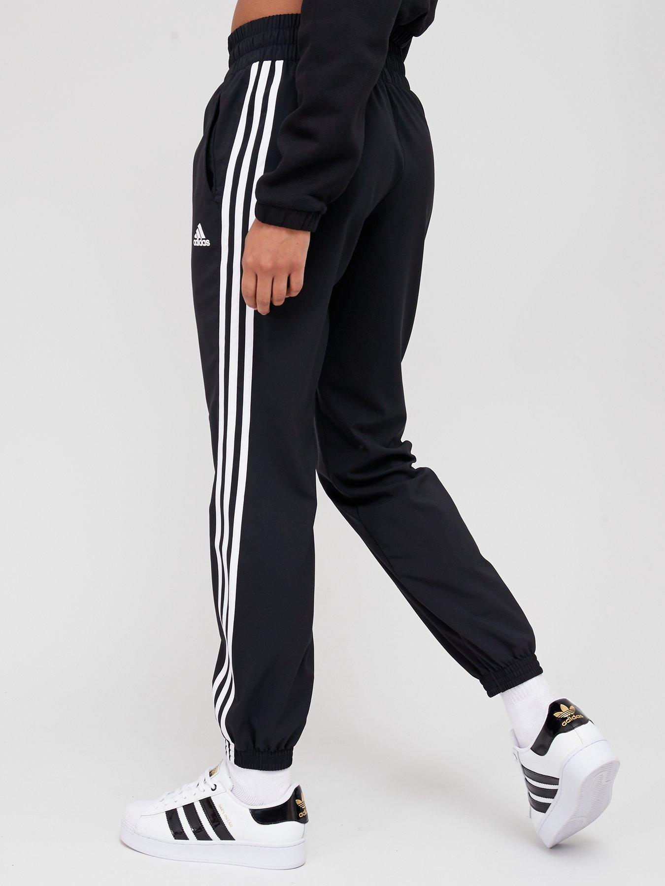 Train Icons 3 Stripes Woven Pant - Black