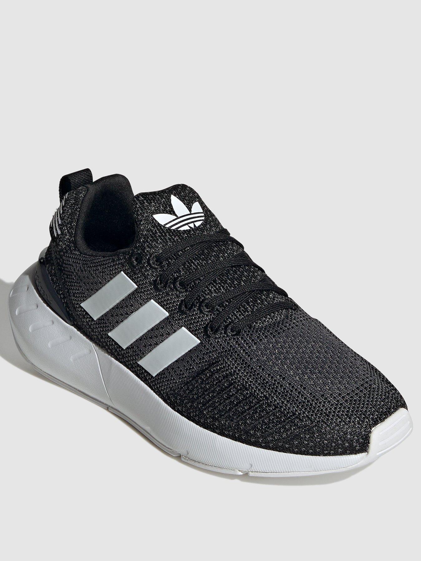 Adidas originals swift run white outlet black