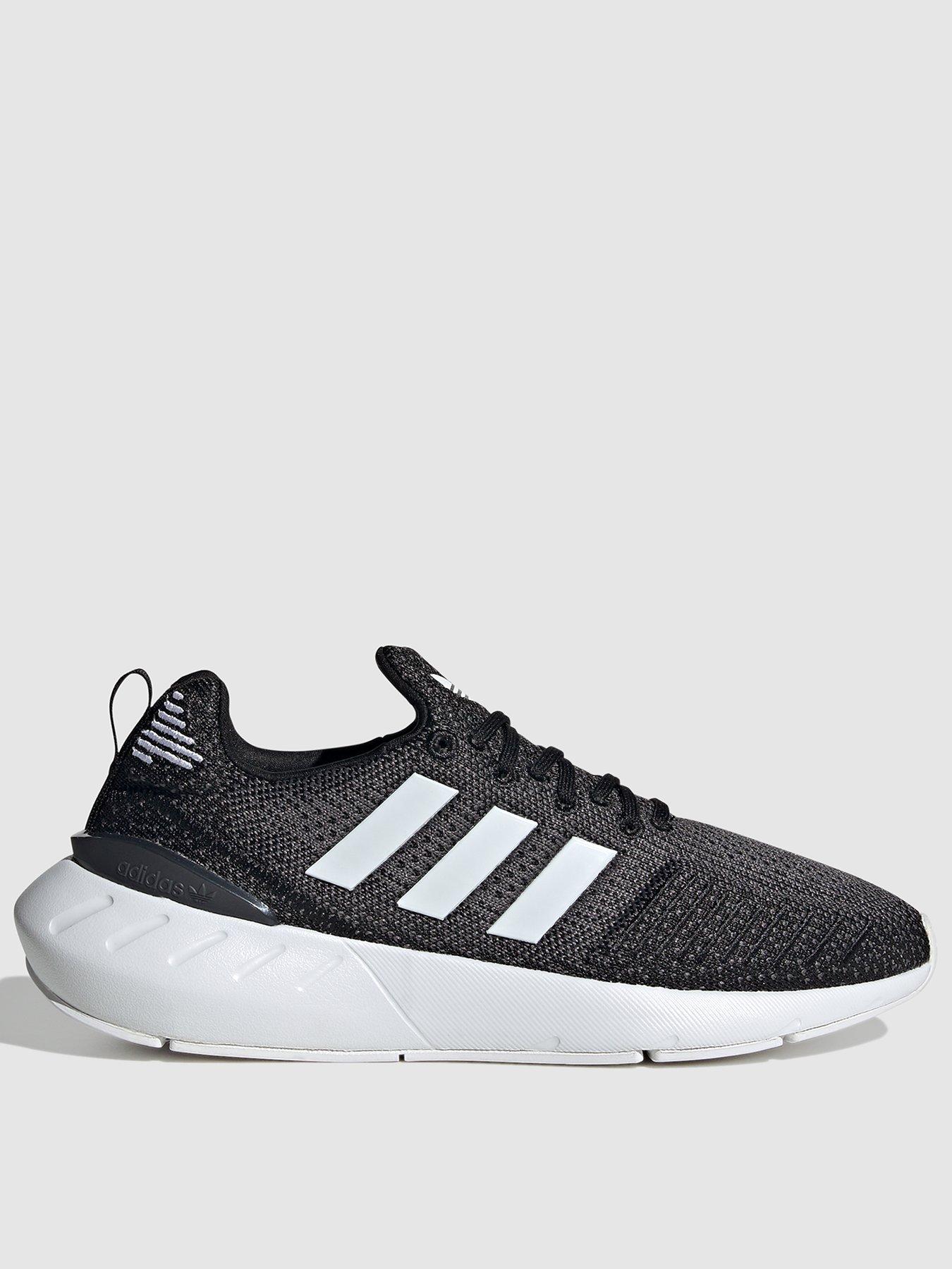 Originals swift run black and outlet white