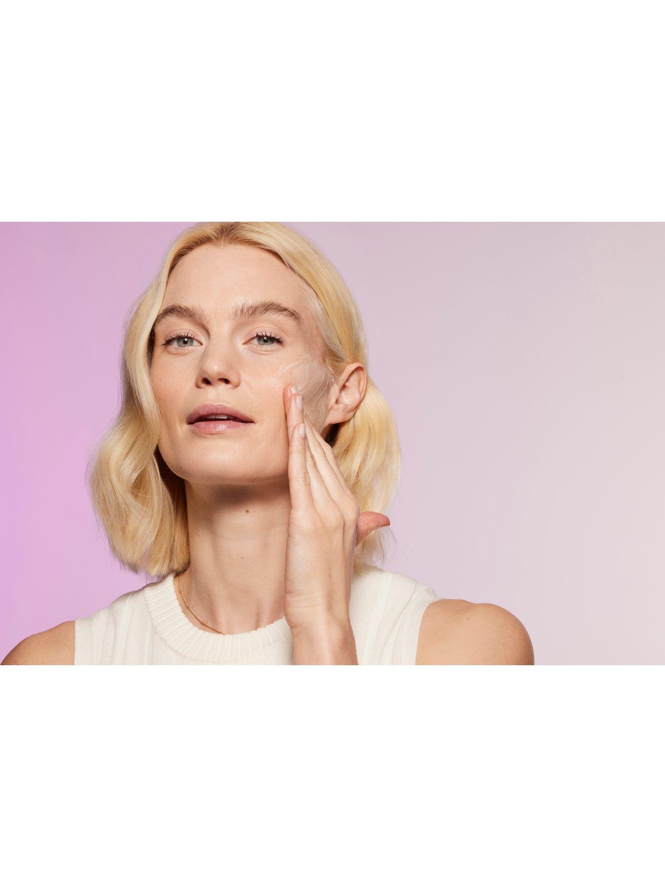 Nip + Fab Nip+Fab AntiRedness SPF30 Moisturiser Very.co.uk