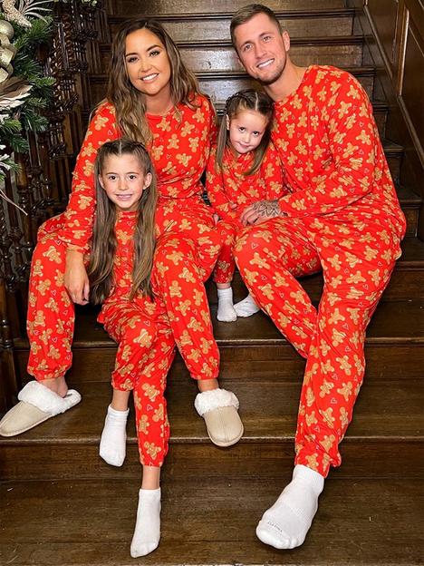 in-the-style-in-the-style-x-jac-jossa-mens-family-christmas-gingerbread-pj-set-red
