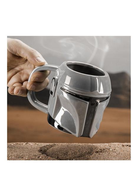 star-wars-mandalorian-shaped-mug