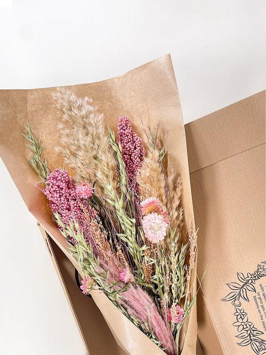 stillFront image of ixia-flowers-ixia-dried-flower-bouquet-austen