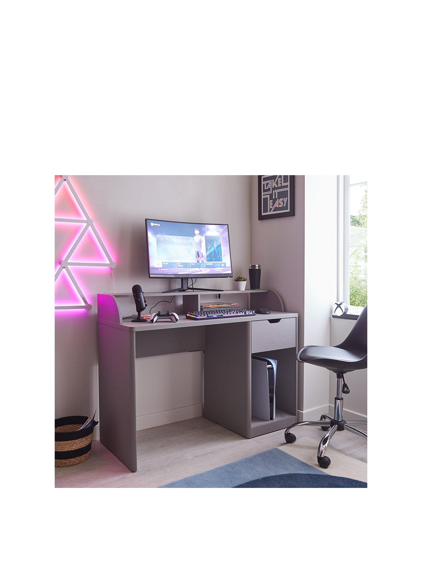 Very gaming deals desk