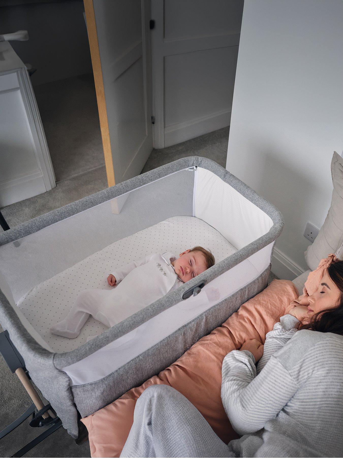 Mamas & Papas Lua Bedside Crib