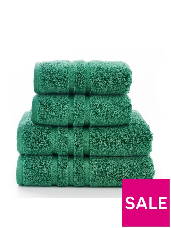 front image of the-lyndon-co-chelsea-towel-range