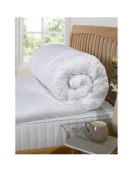 cascade-home-dreamy-nights-natural-goose-feather-and-down-135-tog-duvet