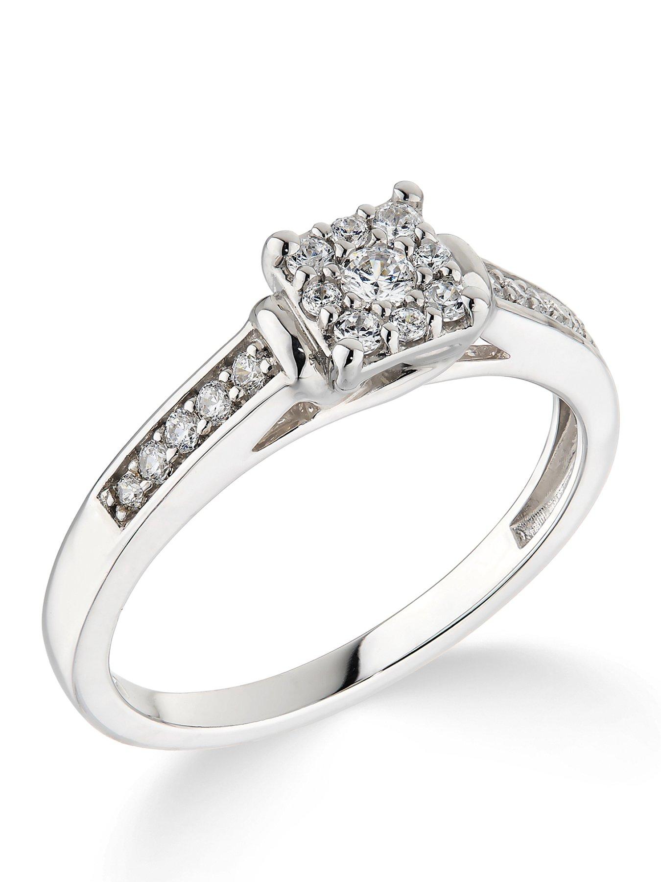 Love DIAMOND 9ct White Gold 0.25ct Diamond Princess Cut Ring With Diamond Shoulders