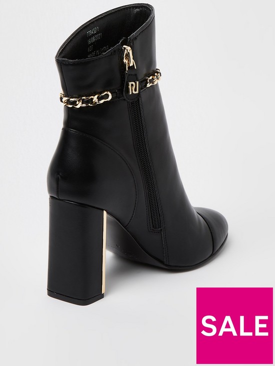 back image of river-island-wide-fit-ankle-chain-detail-boot-black