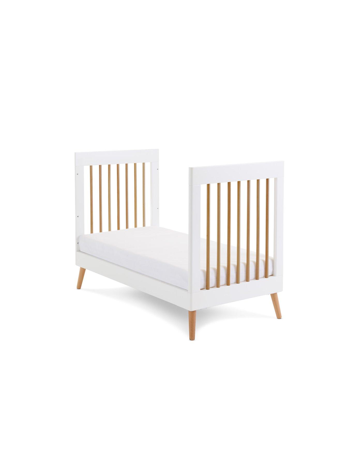 Image 5 of 7 of Obaby Maya Mini 3 Piece Room Set - White/Natural