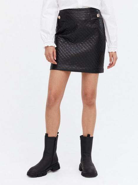 new-look-quilted-pu-mini-skirt-black