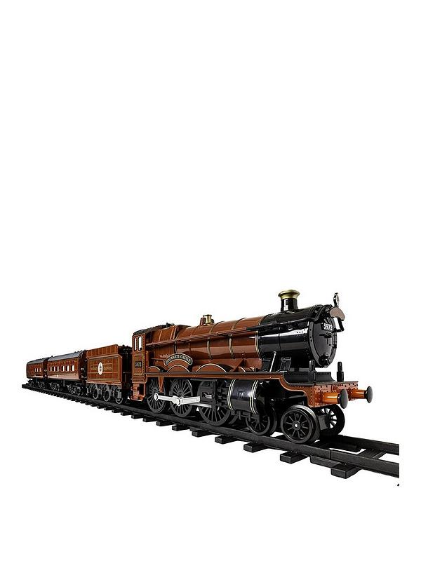 Image 2 of 7 of Harry Potter Hogwarts Express 28-Piece Moving&nbsp;Train Set