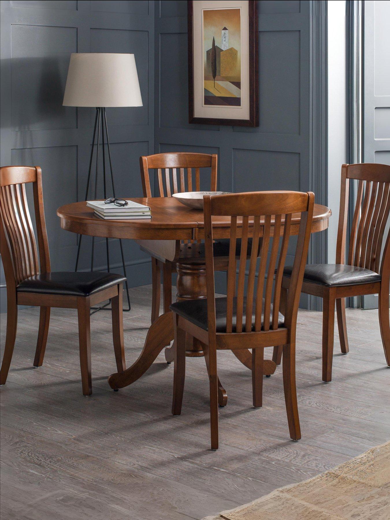 Julian Bowen Canterbury Round To Oval Extending Table