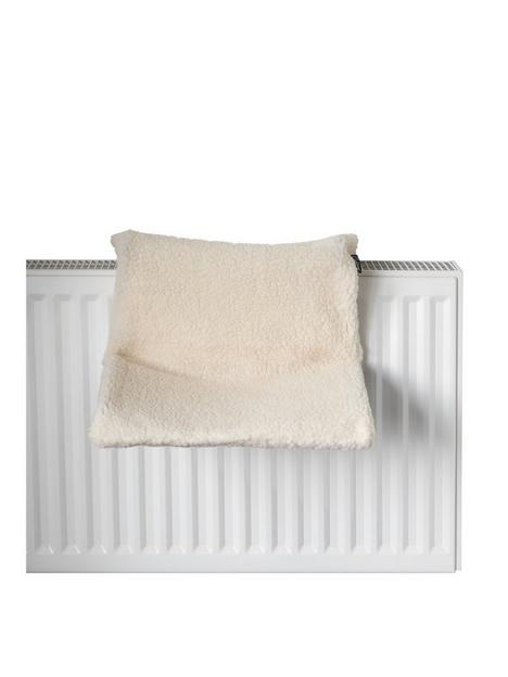 bunty-radiator-cat-bed